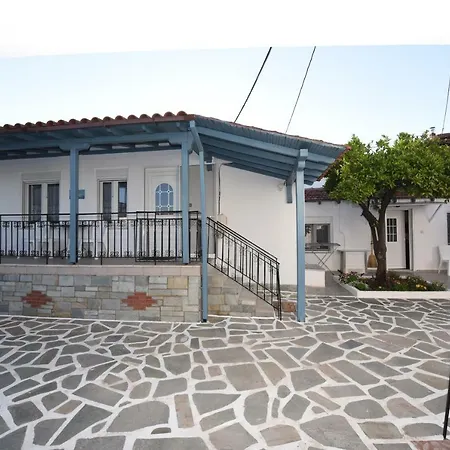 Stamos House - Ormulia Halkidiki *