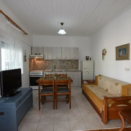 Stamos House - Ormulia Halkidiki Ormília